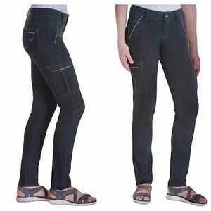 Kuhl Krush Pants Women's 4 Black Cargo Zip Pockets Skinny Hiking Outdoor Stretch